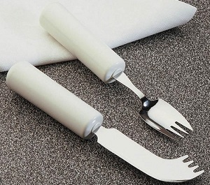 queens-cutlery-one-hand